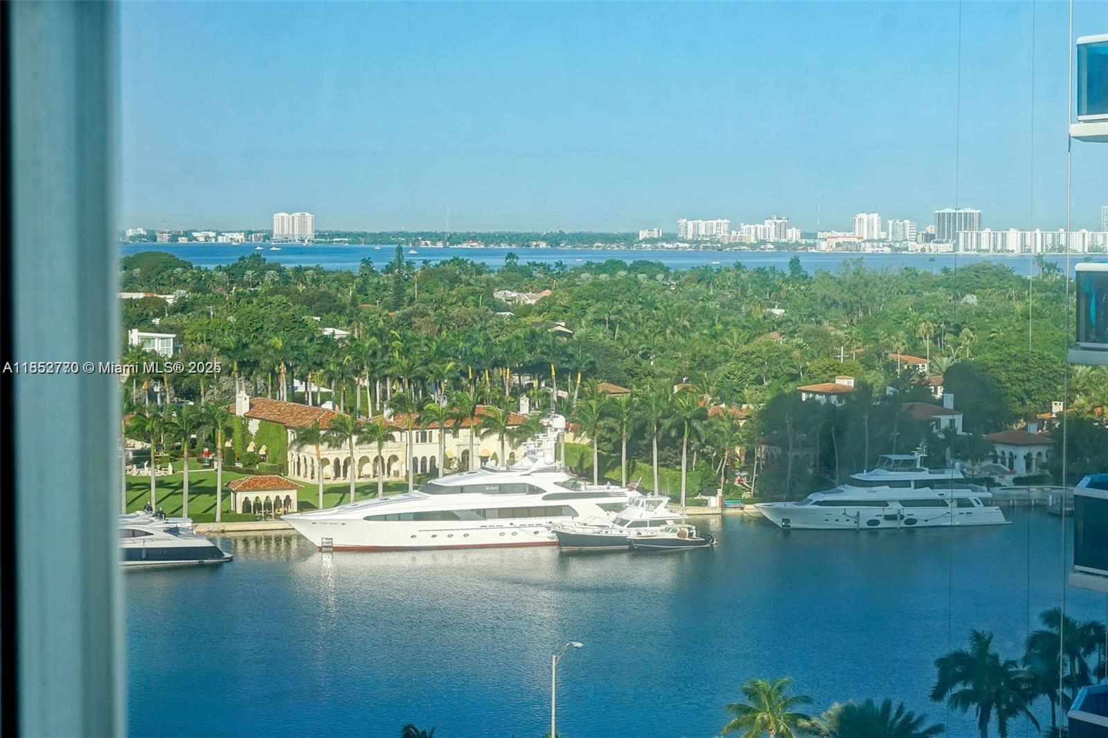 4747 Collins Ave 1108