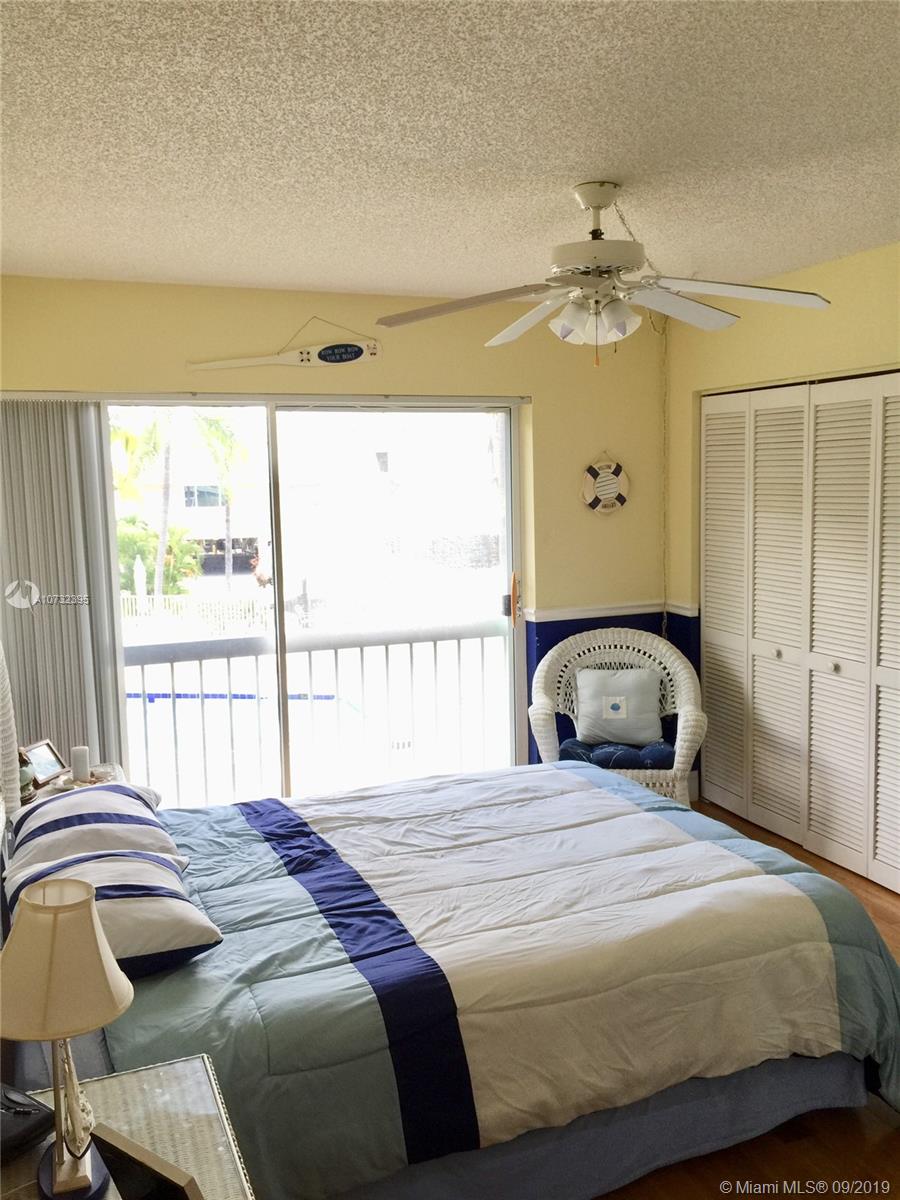 LANDINGS OF LARGO II - Residential