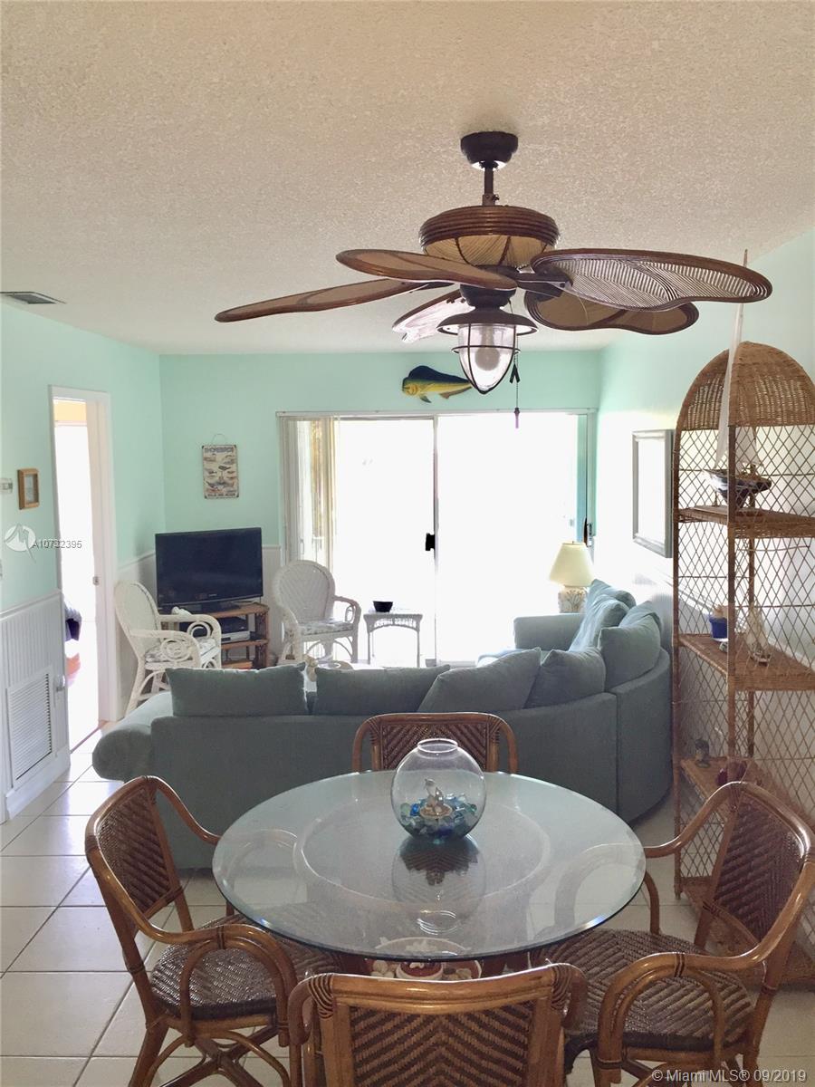 LANDINGS OF LARGO II - Residential