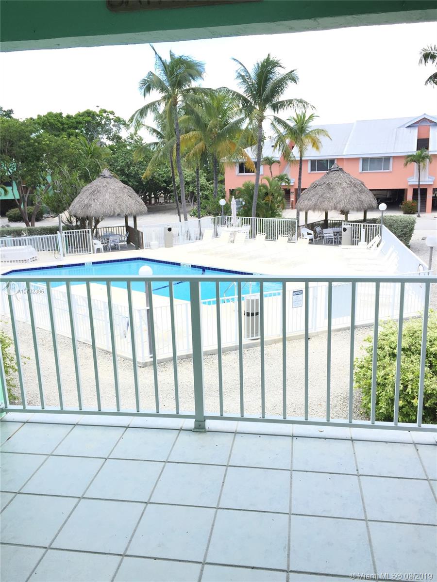 LANDINGS OF LARGO II - Residential