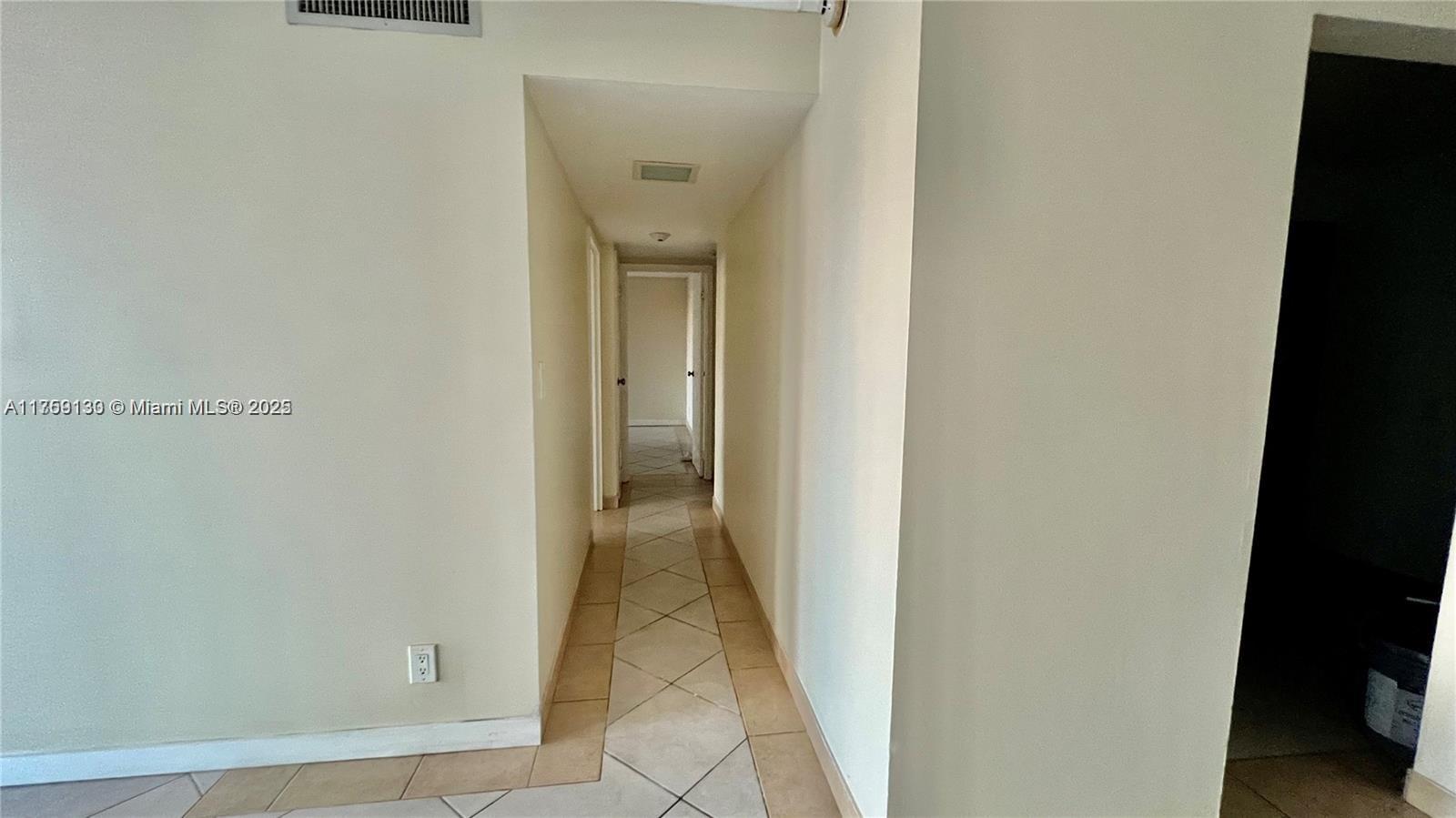 100 Bayview Dr 607