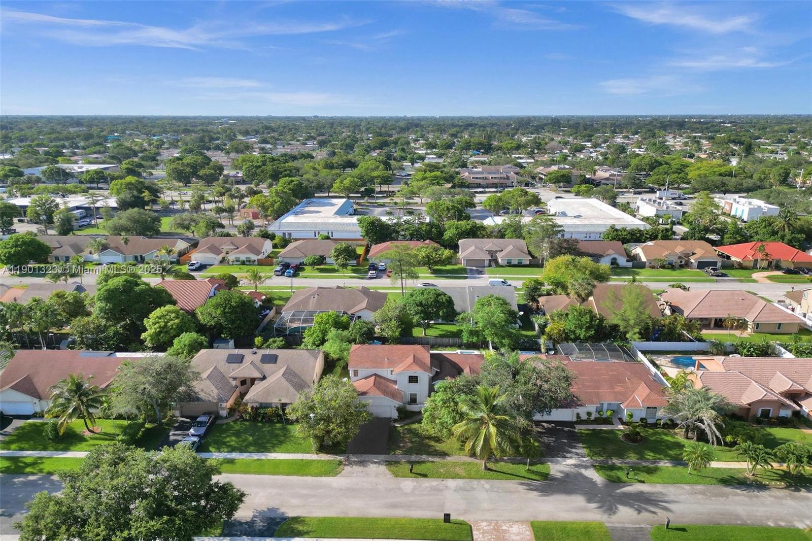 BOULEVARD WOODS EAST - Residential