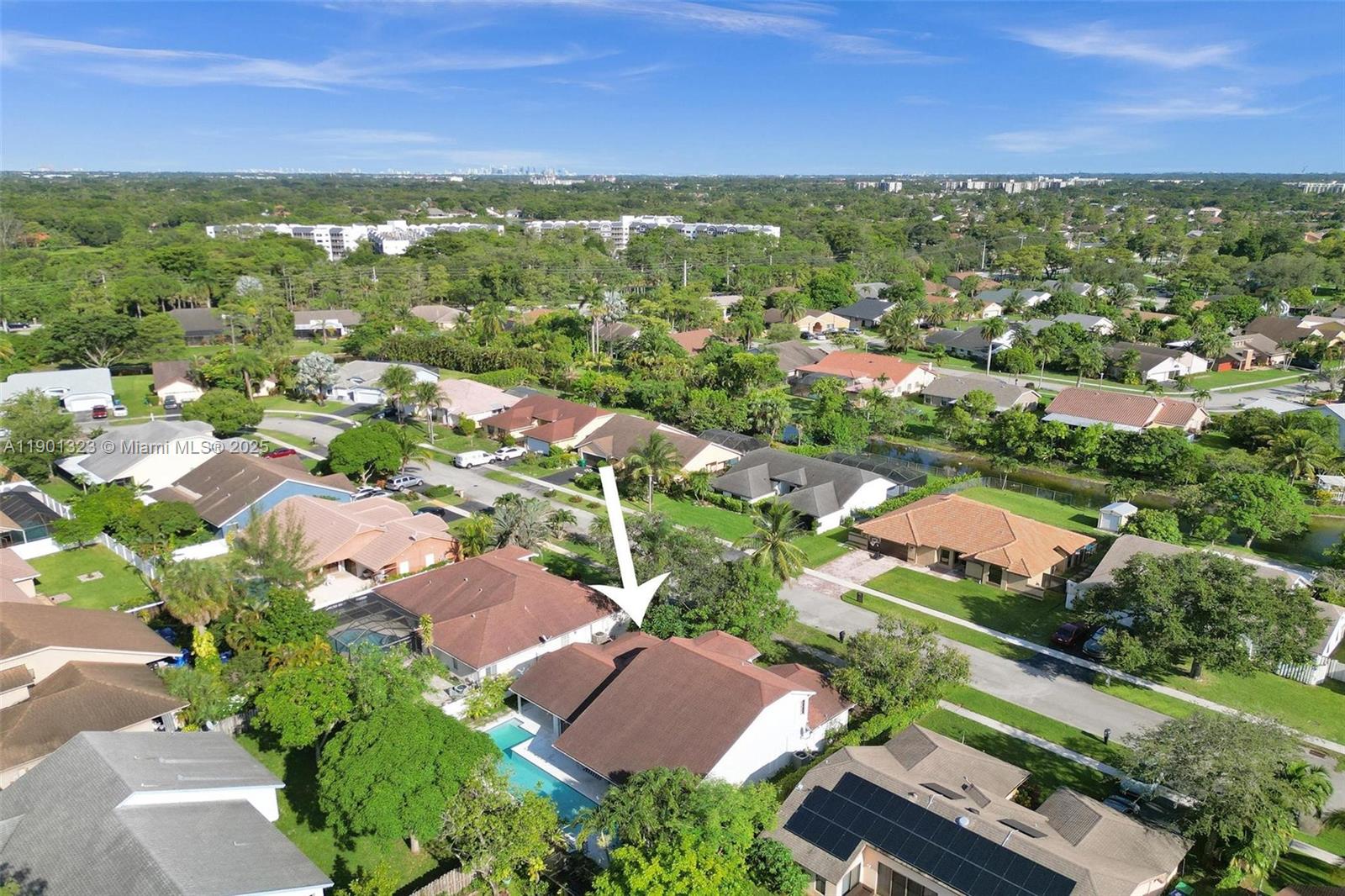 BOULEVARD WOODS EAST - Residential