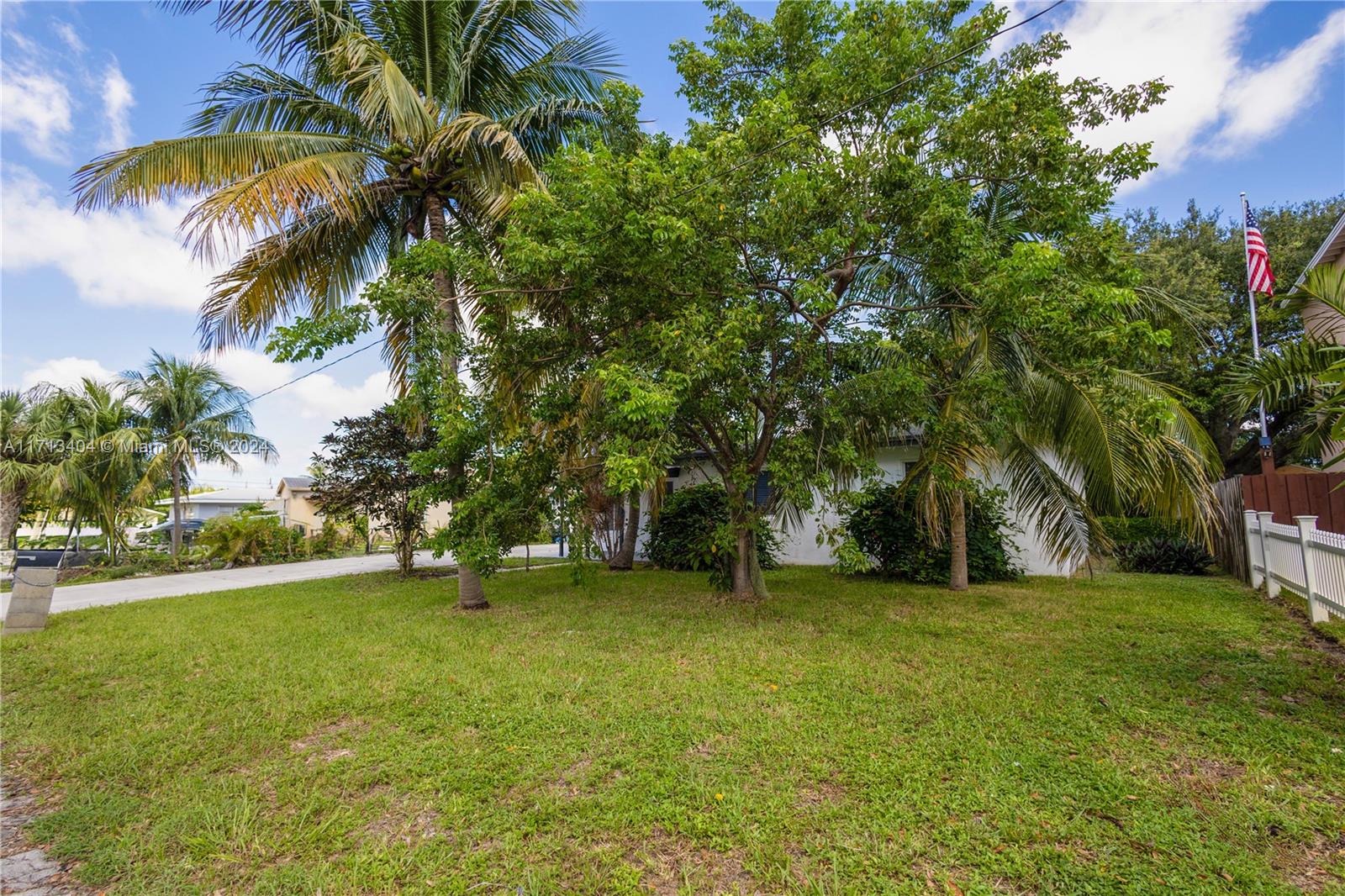 BOWERS PARK - Residential