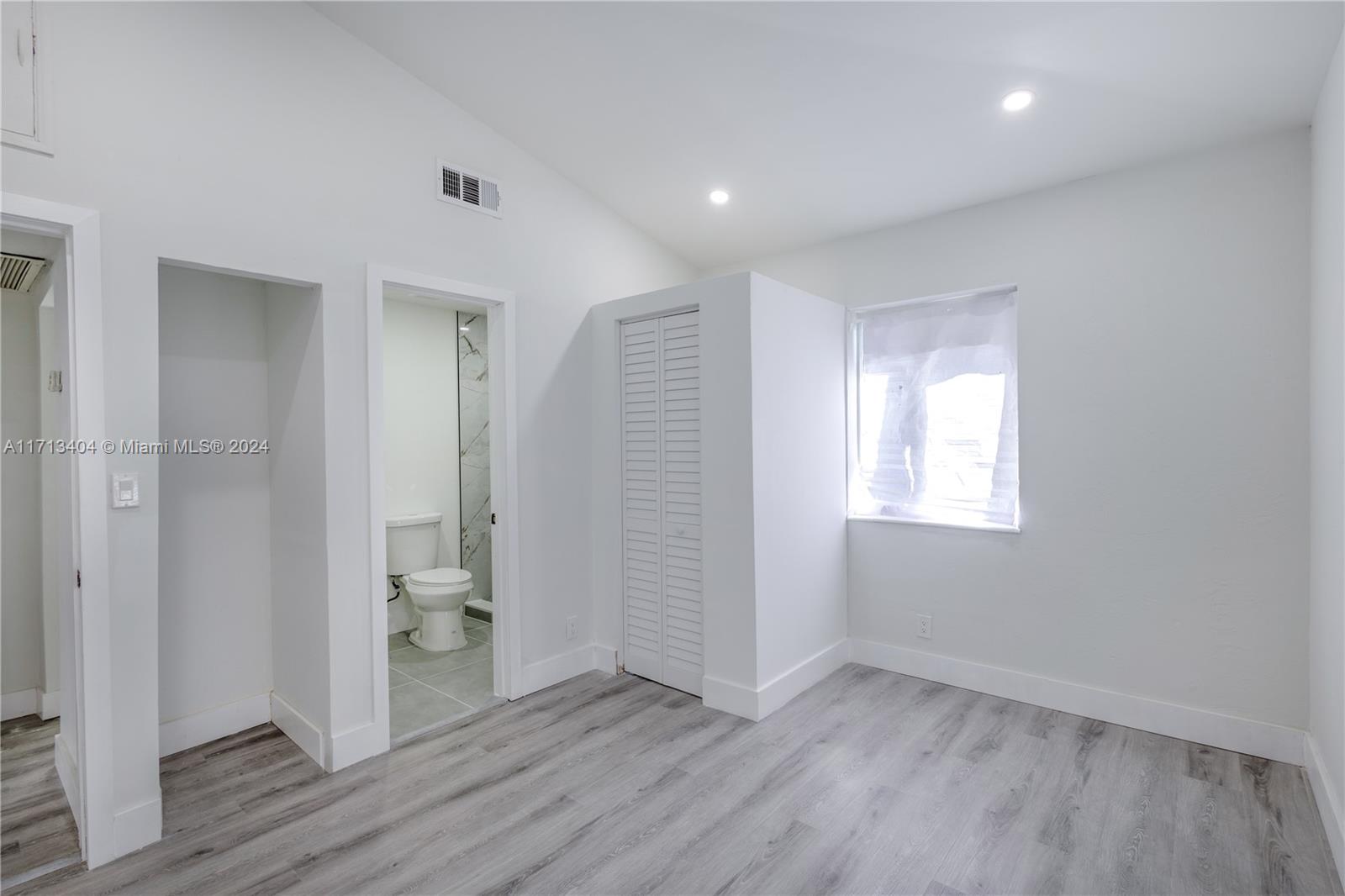 BOWERS PARK - Residential