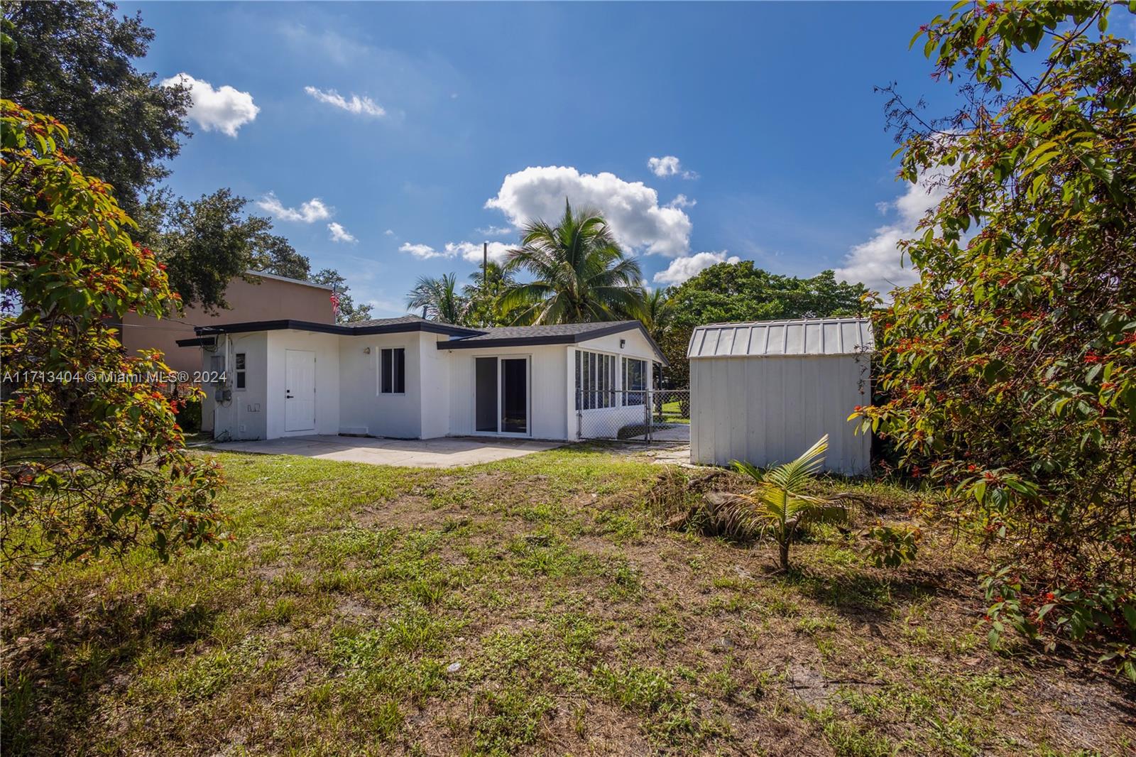 BOWERS PARK - Residential