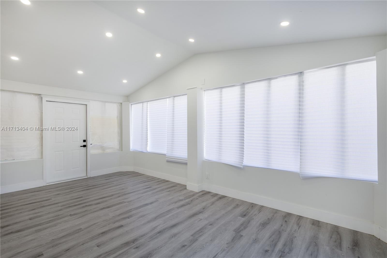 BOWERS PARK - Residential