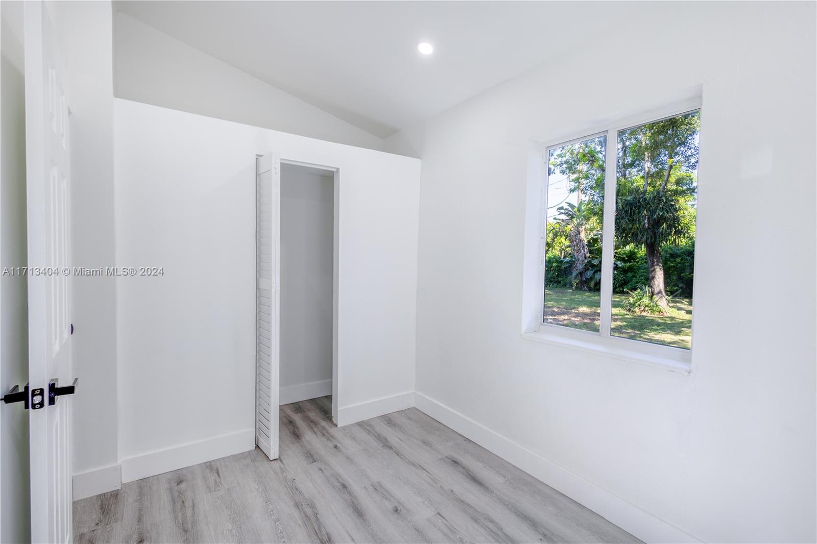 BOWERS PARK - Residential