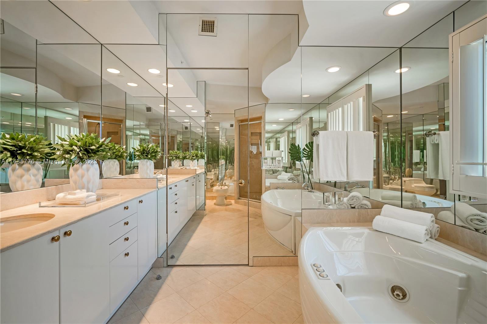 CLUB TOWER TWO CONDO - Residential