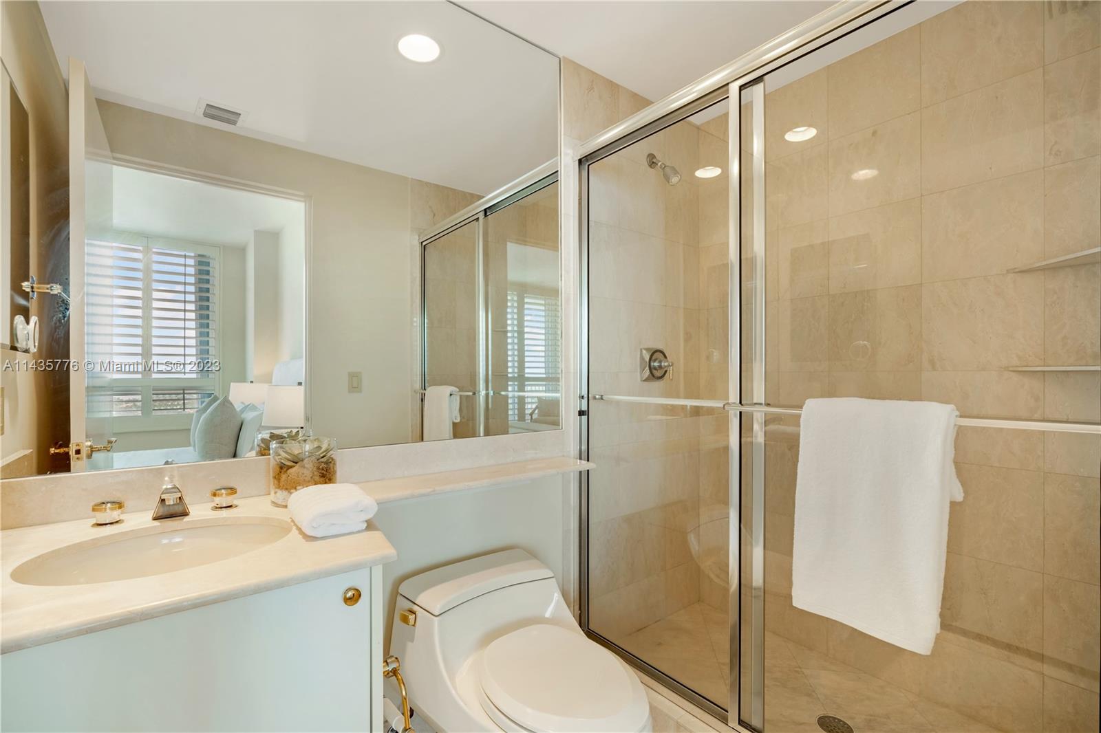 CLUB TOWER TWO CONDO - Residential