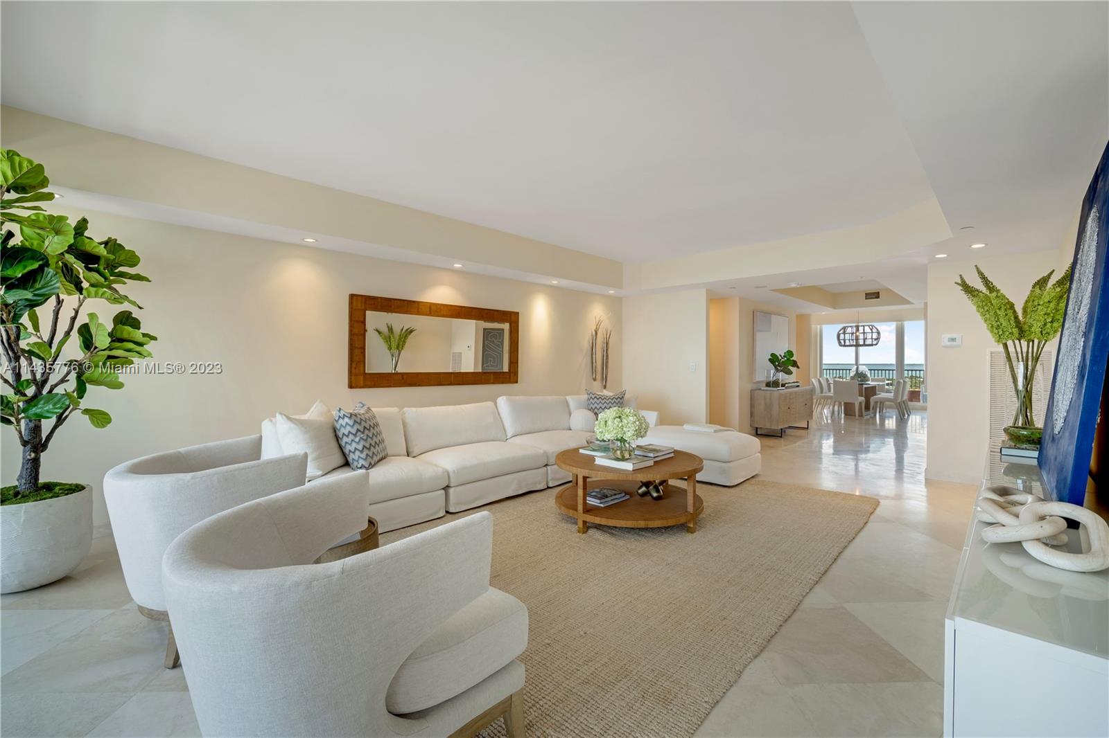 CLUB TOWER TWO CONDO - Residential