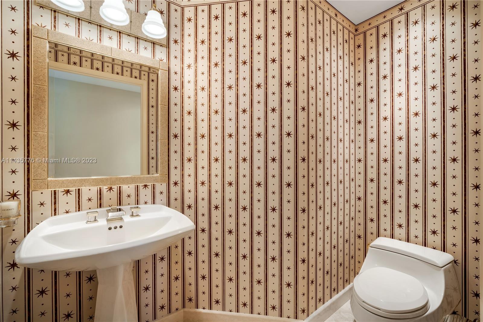 CLUB TOWER TWO CONDO - Residential