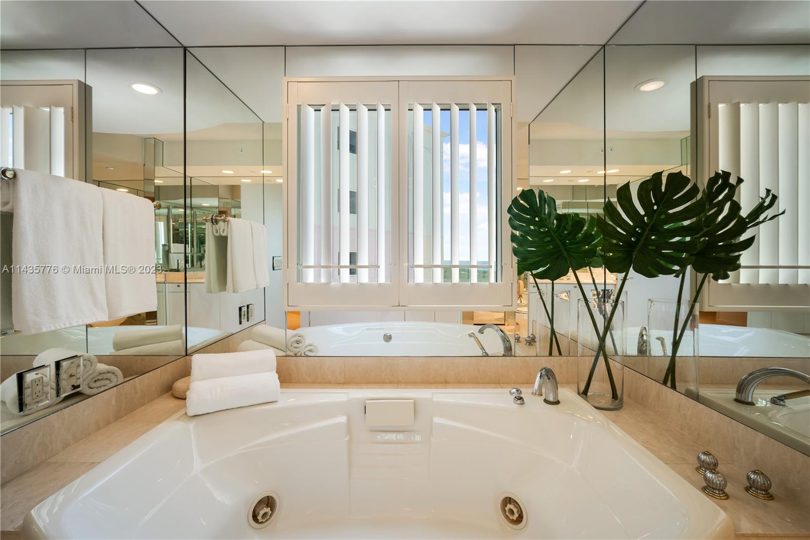 CLUB TOWER TWO CONDO - Residential