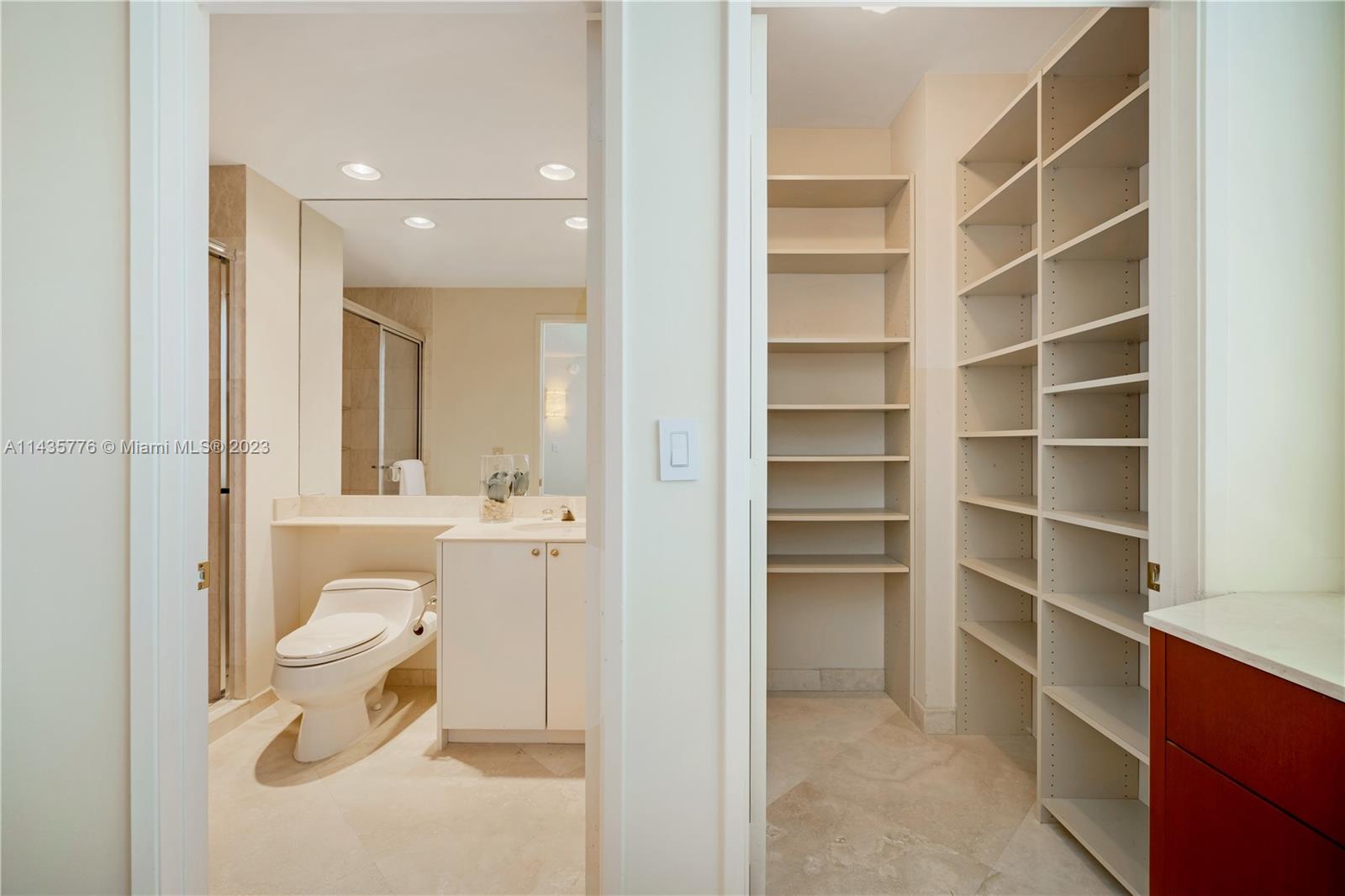 CLUB TOWER TWO CONDO - Residential