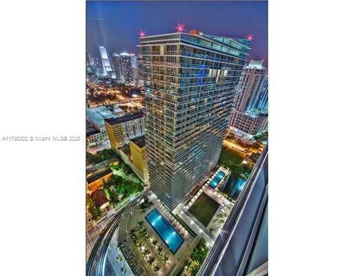 1111 Sw 1st Ave 1023-N, Miami, Broward County, Florida - 2 Bedrooms  
2 Bathrooms - 