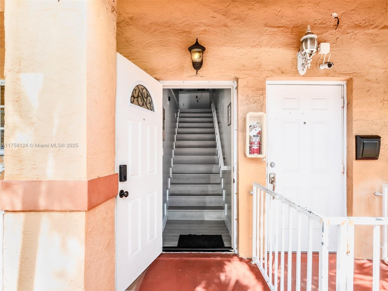 EL PRADO XIV CONDO - Residential