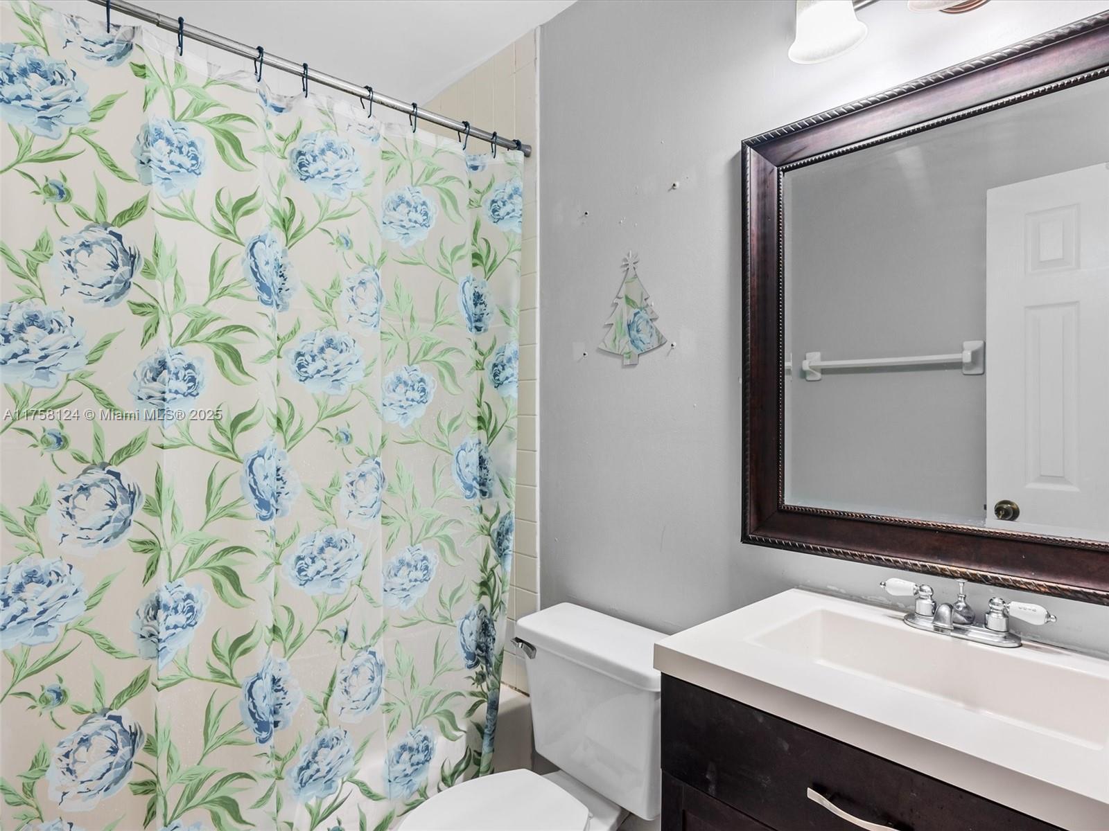 EL PRADO XIV CONDO - Residential