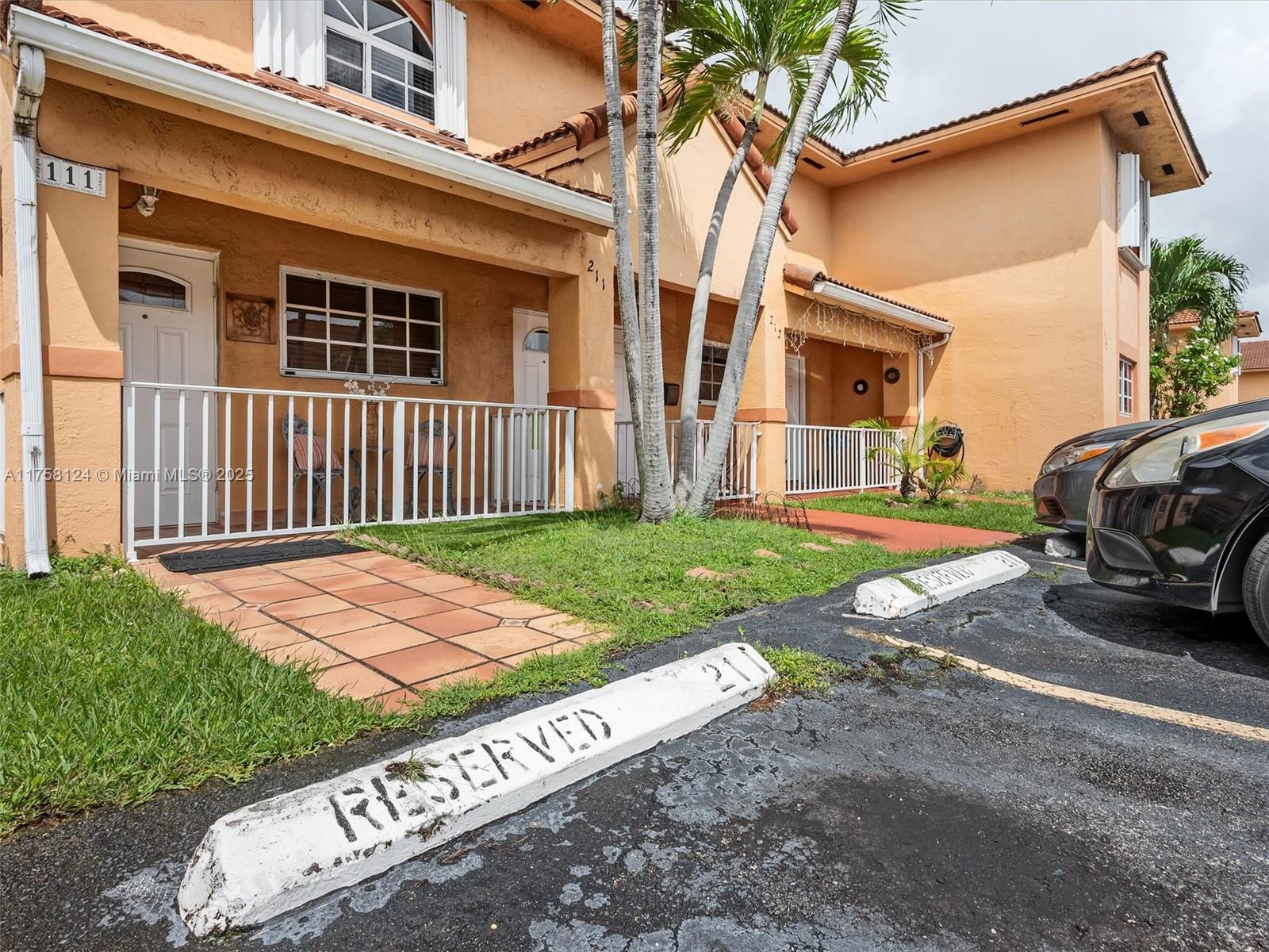 EL PRADO XIV CONDO - Residential