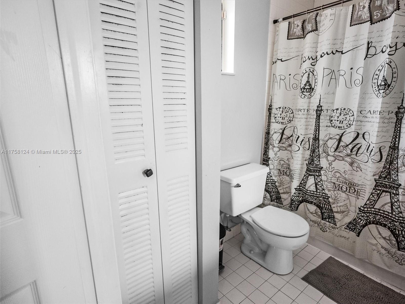 EL PRADO XIV CONDO - Residential