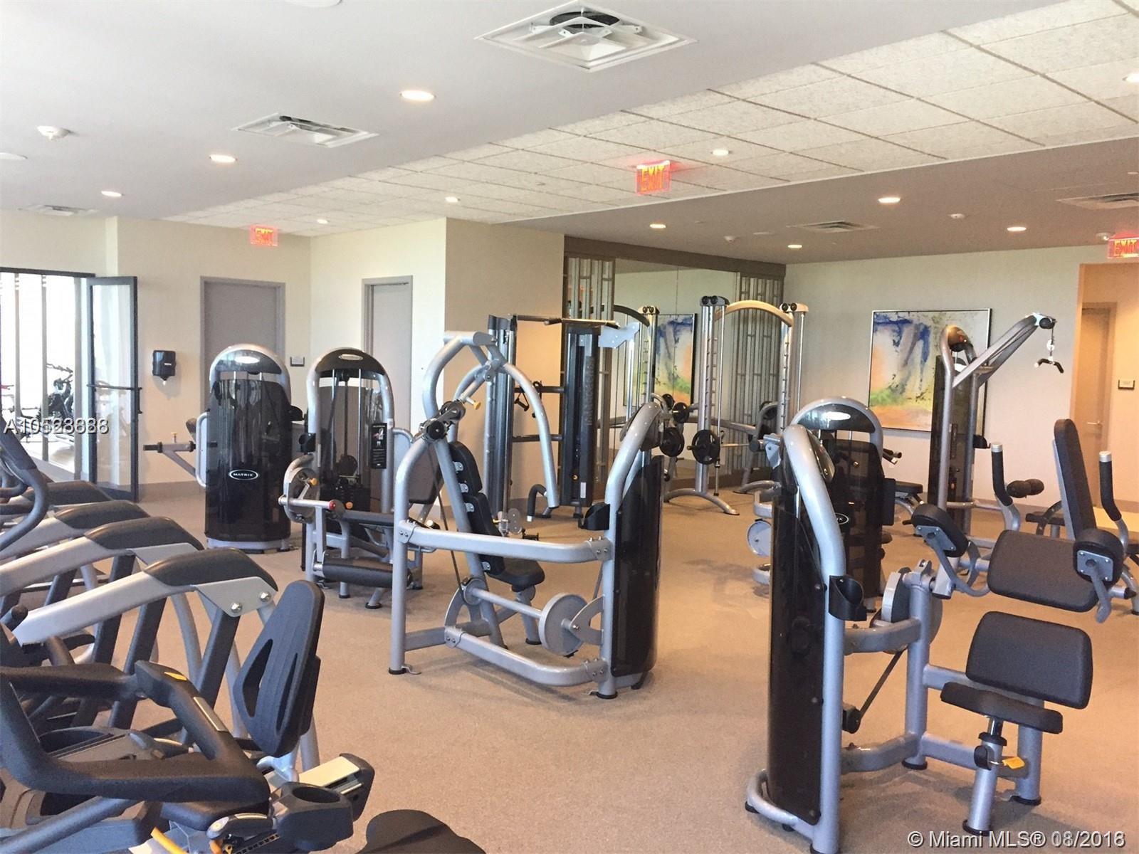 DOWNTOWN DORAL - Residential Lease