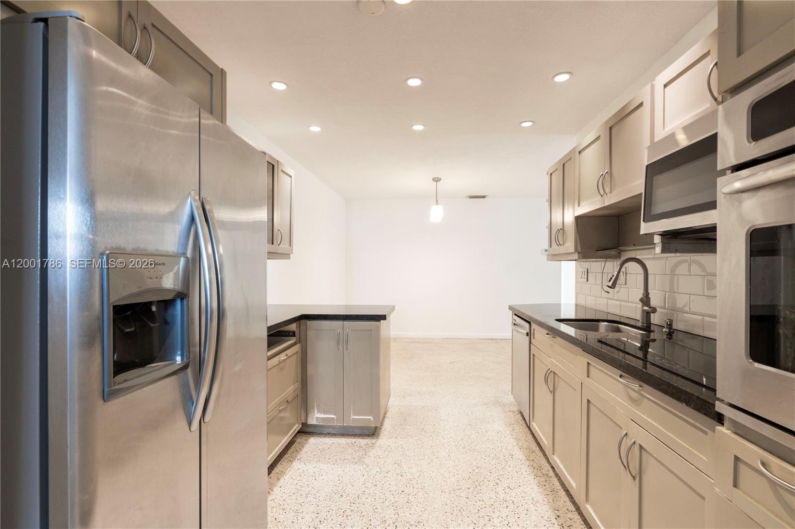 FULFORD HIGHLANDS 3 ADDN - Residential