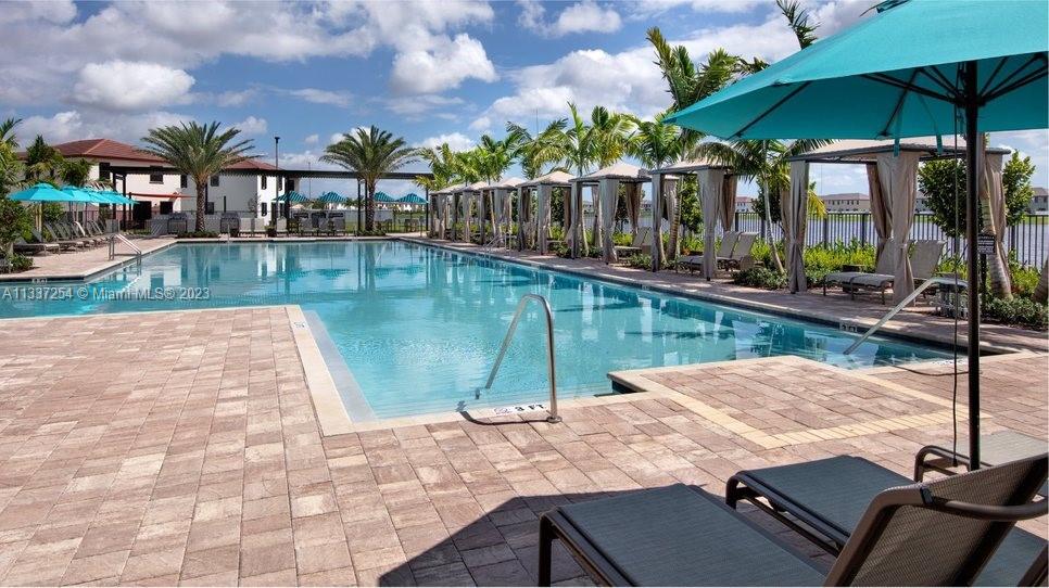 AQUABELLA NORTH - Residential Lease