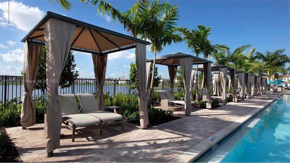 AQUABELLA NORTH - Residential Lease