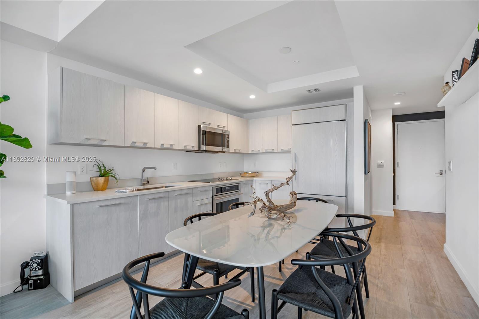 BRICKELL HEIGHTS WEST CON - Residential Lease
