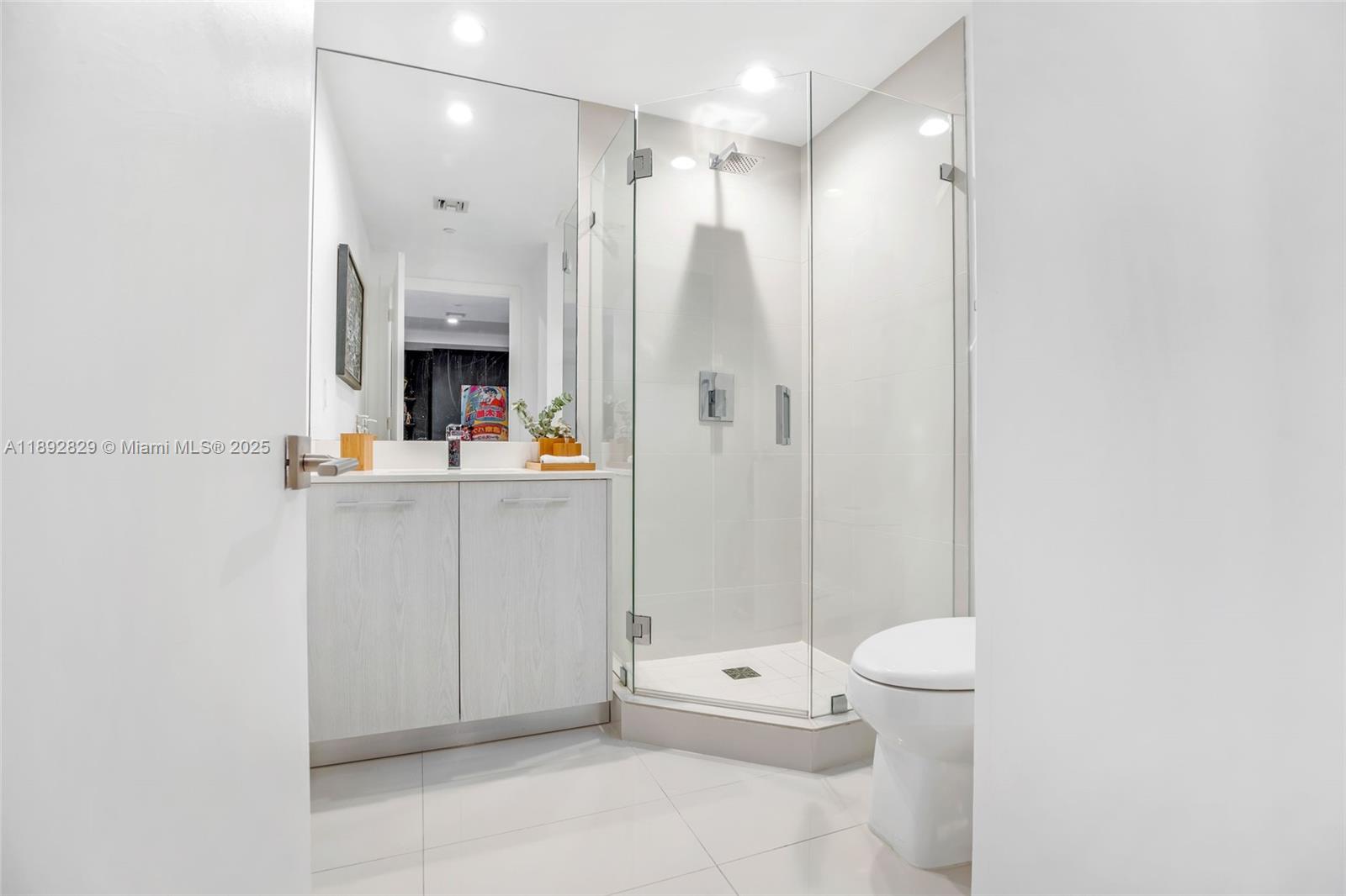 BRICKELL HEIGHTS WEST CON - Residential Lease