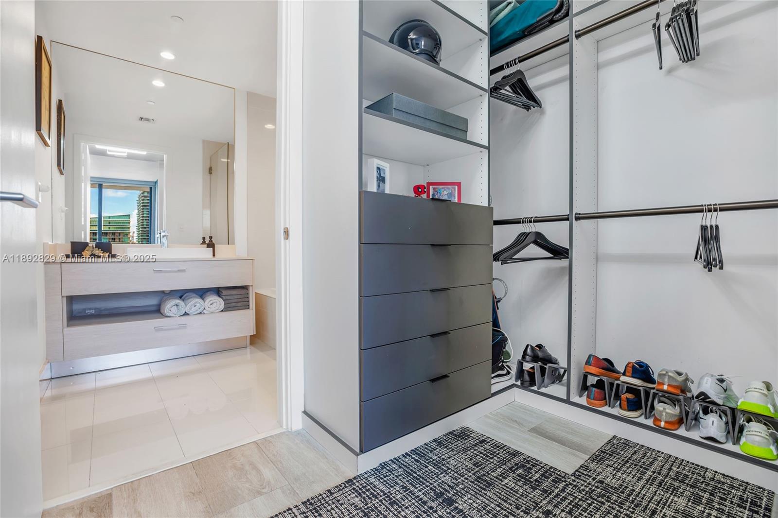 BRICKELL HEIGHTS WEST CON - Residential Lease