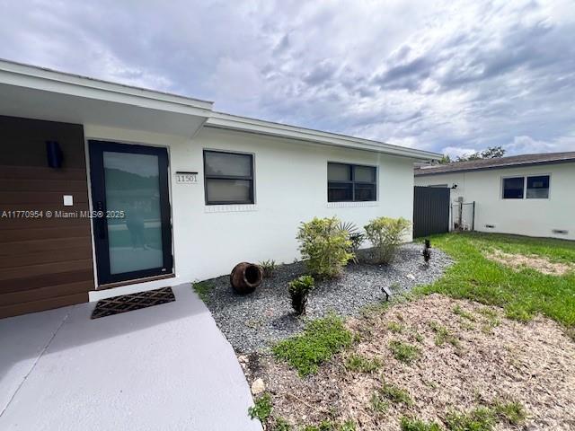 11501 Nw 18th St, Pembroke Pines, Miami-Dade County, Florida - 4 Bedrooms  
2 Bathrooms - 