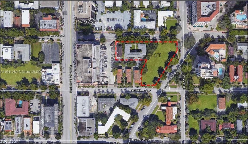 912 E Ponce
