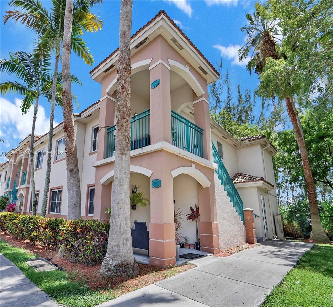 VENETIA GARDENS SOUTH CON - Residential Lease