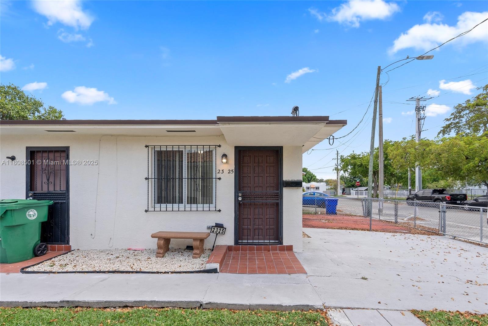 Rental Property at 2325 Nw 29th St 6, Miami, Broward County, Florida - Bedrooms: 3 
Bathrooms: 2  - $3,100 MO.