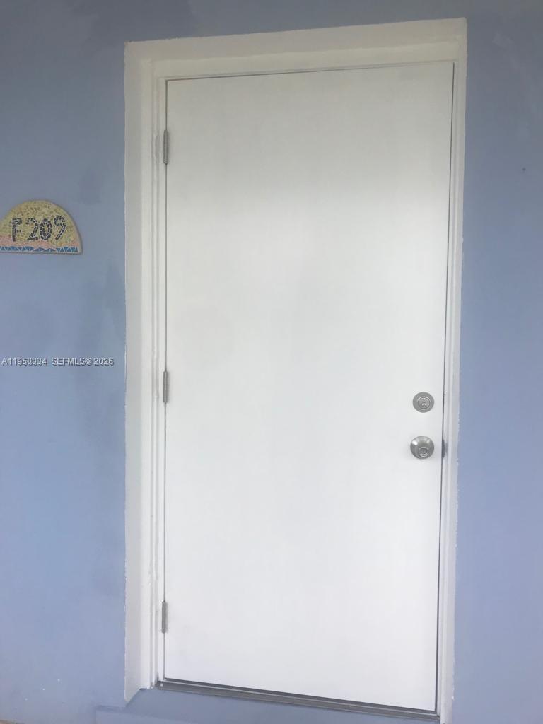 VILLAGE AT DADELAND CONDO - Residential