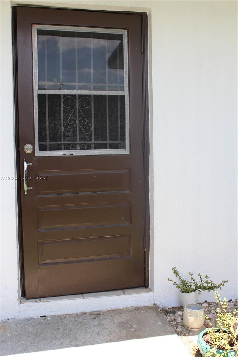 21ST CENTURY HOMES 4TH SE - Residential Lease