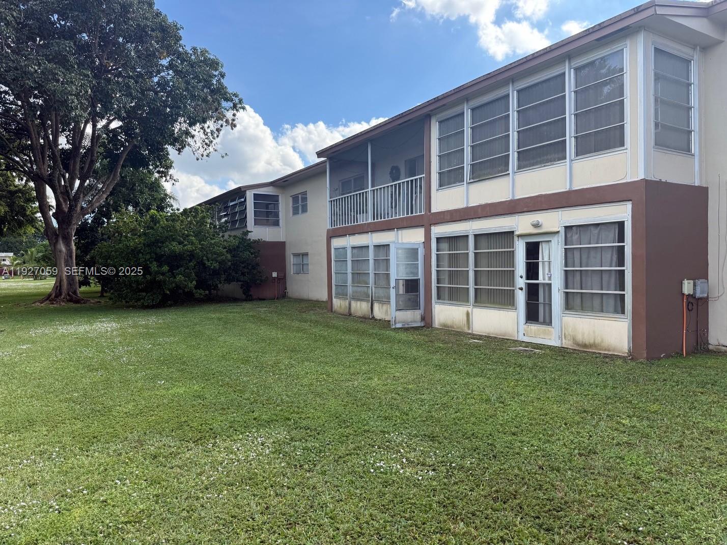 ORIOLE GARDENS 29 CONDO - Residential