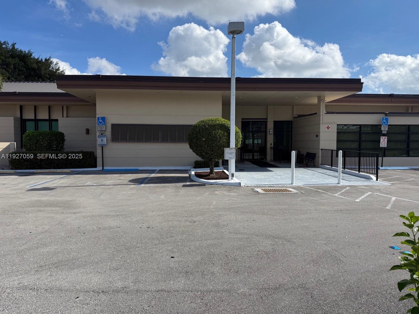 ORIOLE GARDENS 29 CONDO - Residential