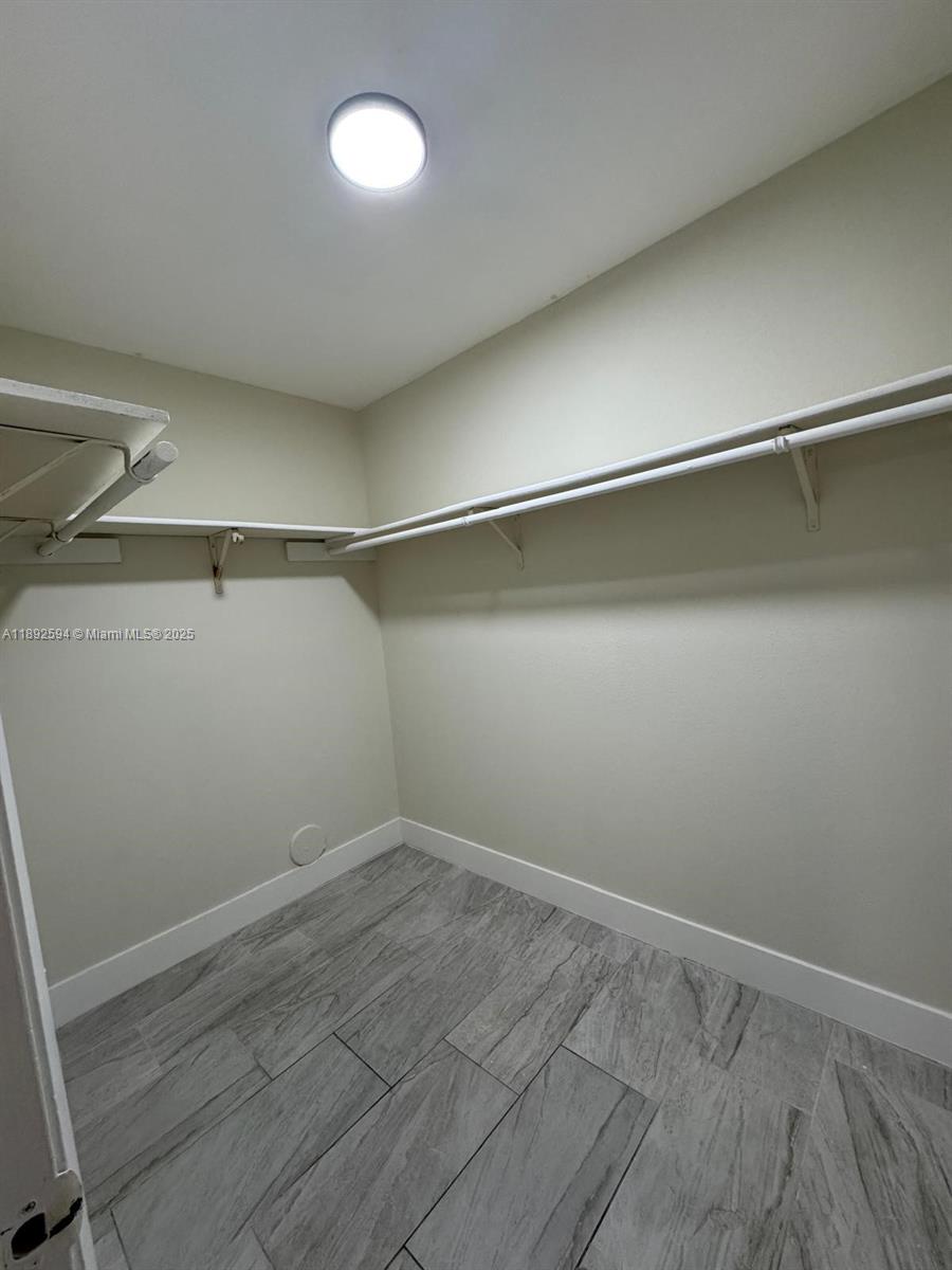 PRESERVE AT AVERY LAKES - Residential Lease