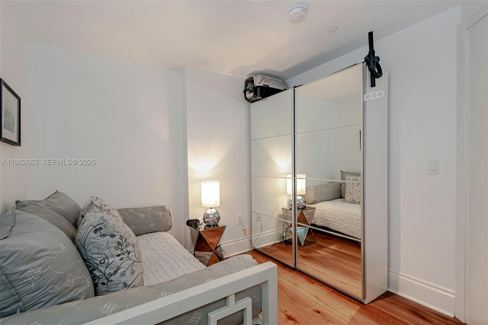 801 SMA RESIDENCES CONDO - Residential