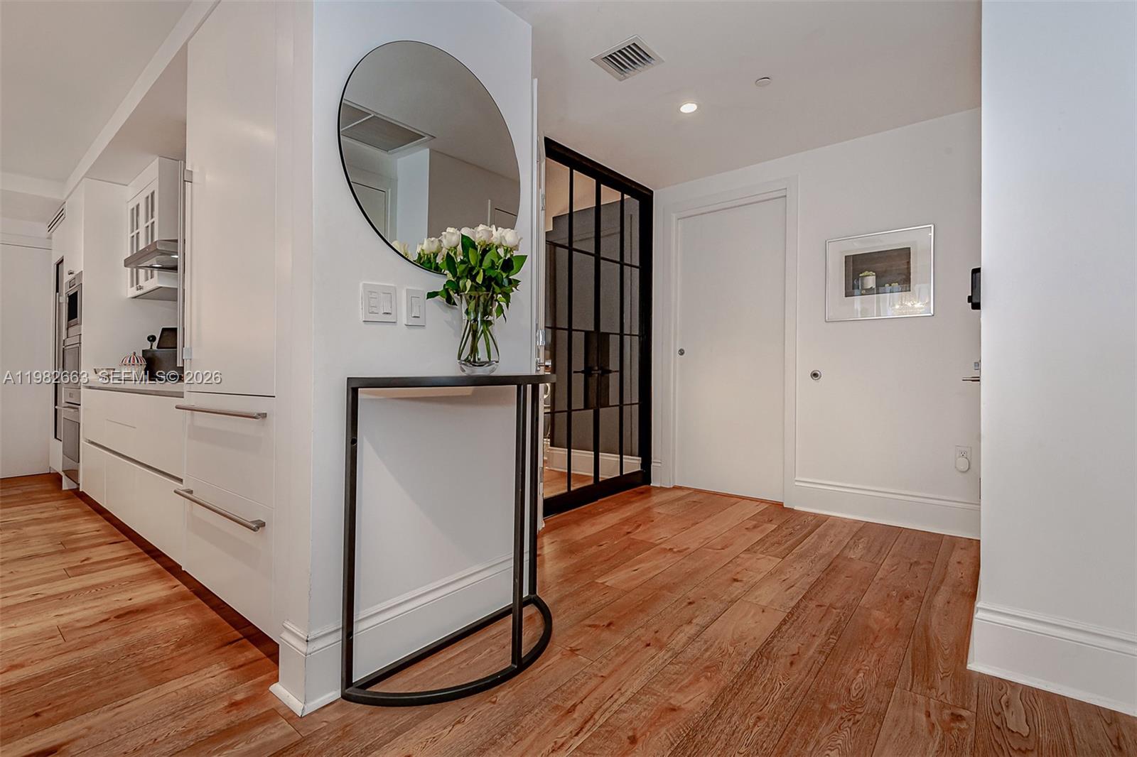 801 SMA RESIDENCES CONDO - Residential