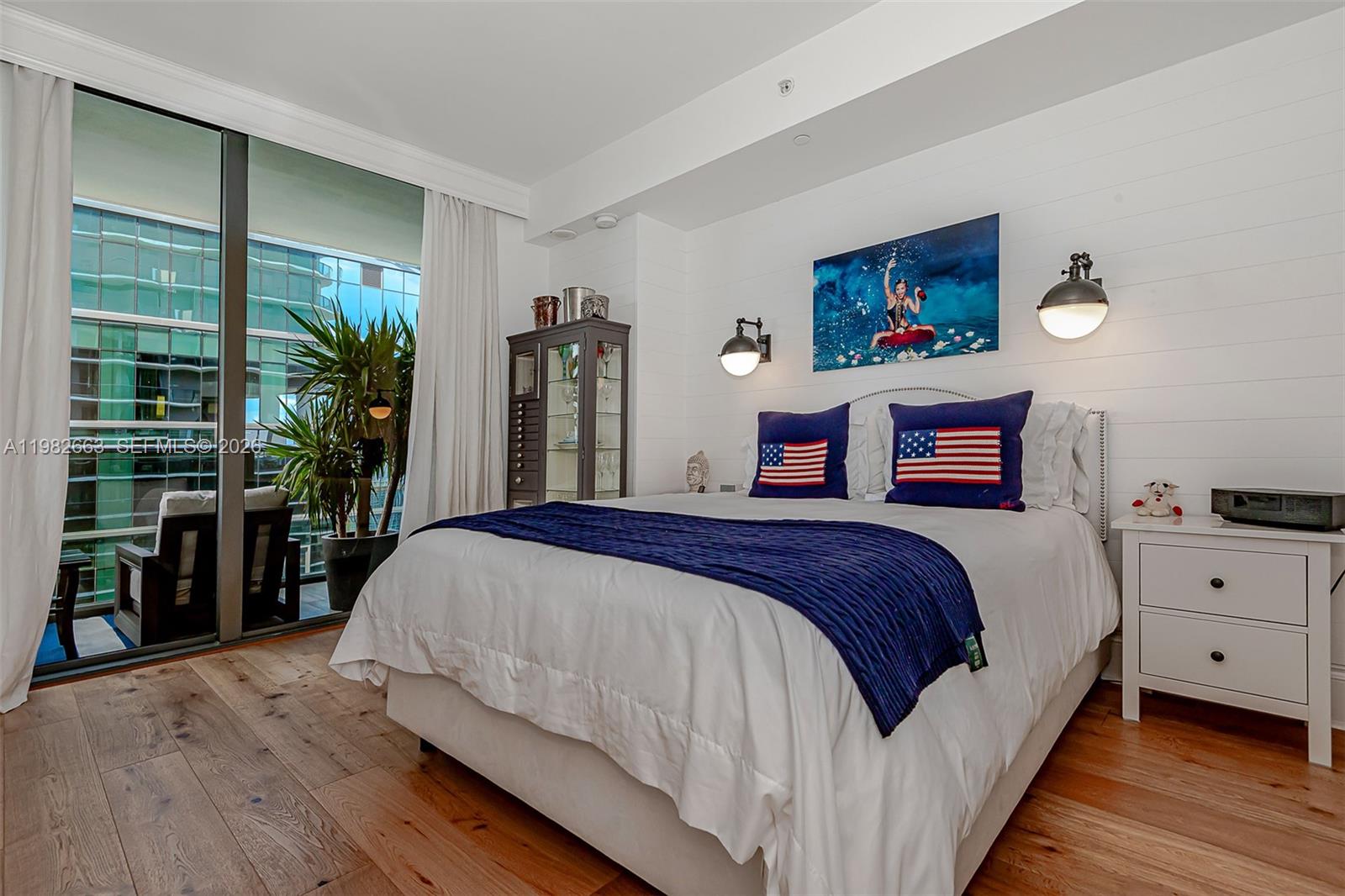 801 SMA RESIDENCES CONDO - Residential