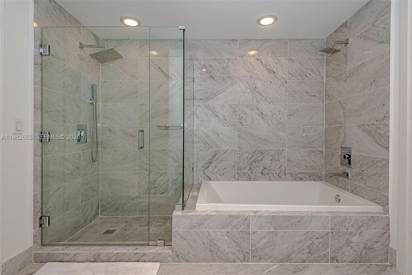 801 SMA RESIDENCES CONDO - Residential