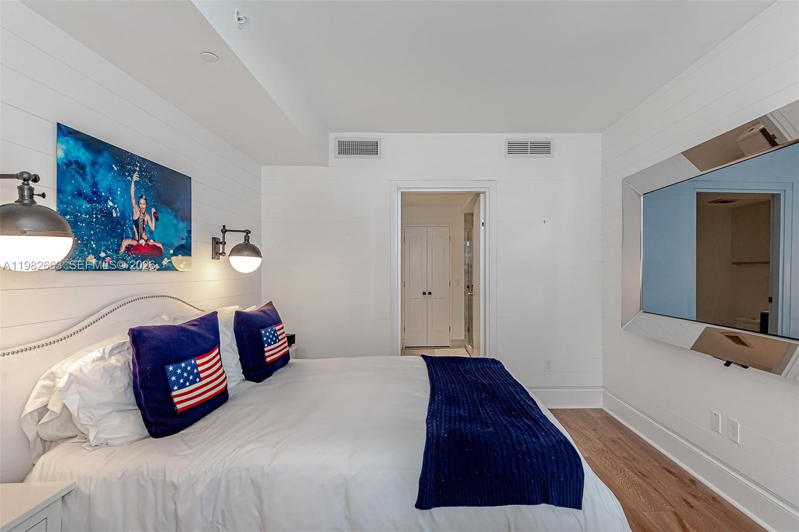 801 SMA RESIDENCES CONDO - Residential