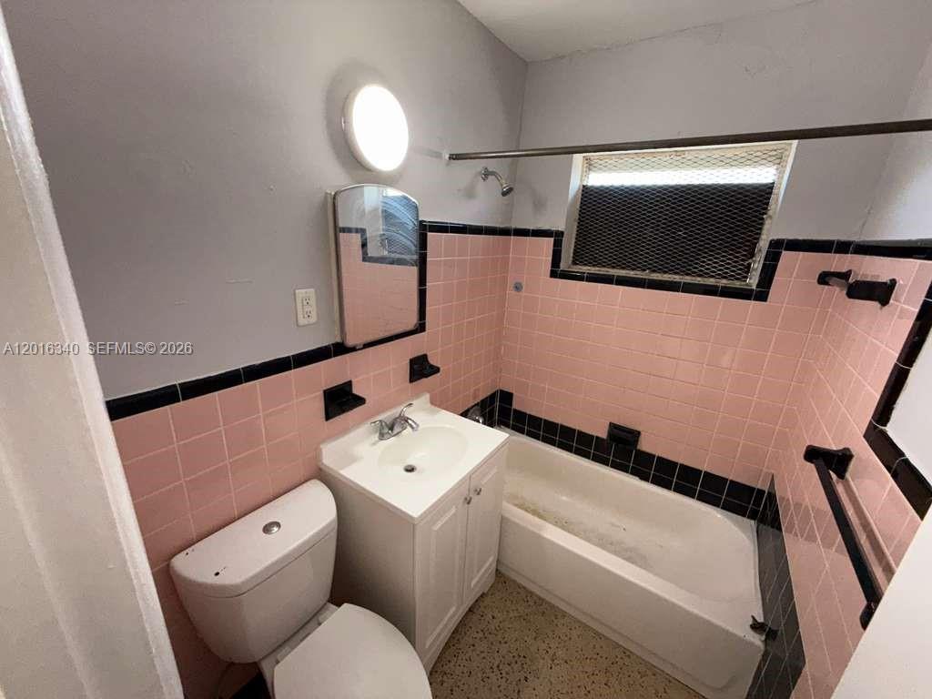 ED PHELAN SUB - Residential Lease