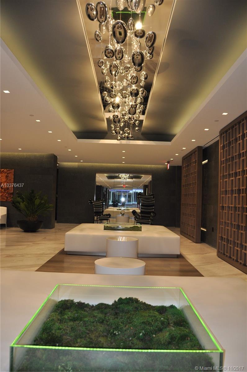 400 SUNNY ISLES DUPLEX - Residential Lease
