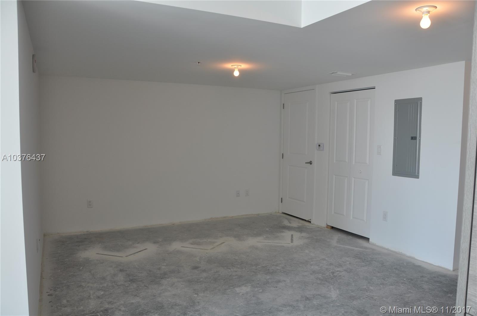 400 SUNNY ISLES DUPLEX - Residential Lease