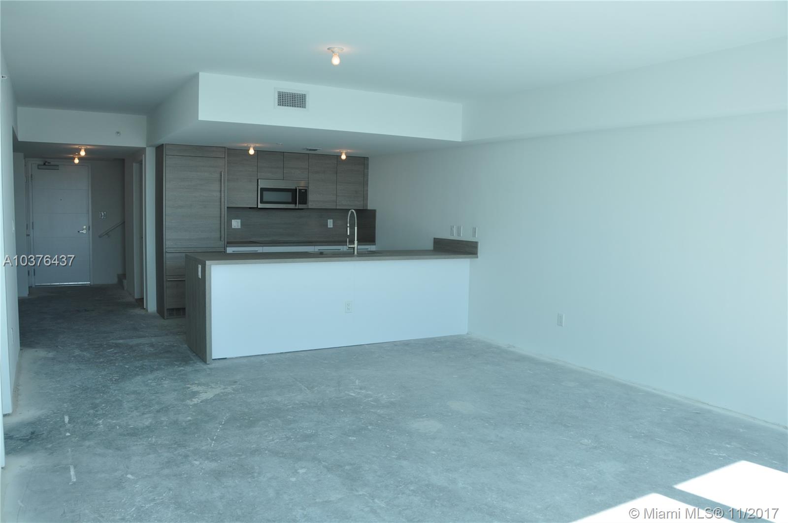 400 SUNNY ISLES DUPLEX - Residential Lease