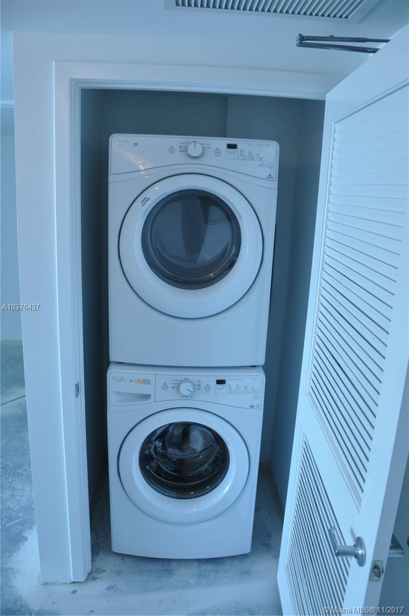 400 SUNNY ISLES DUPLEX - Residential Lease