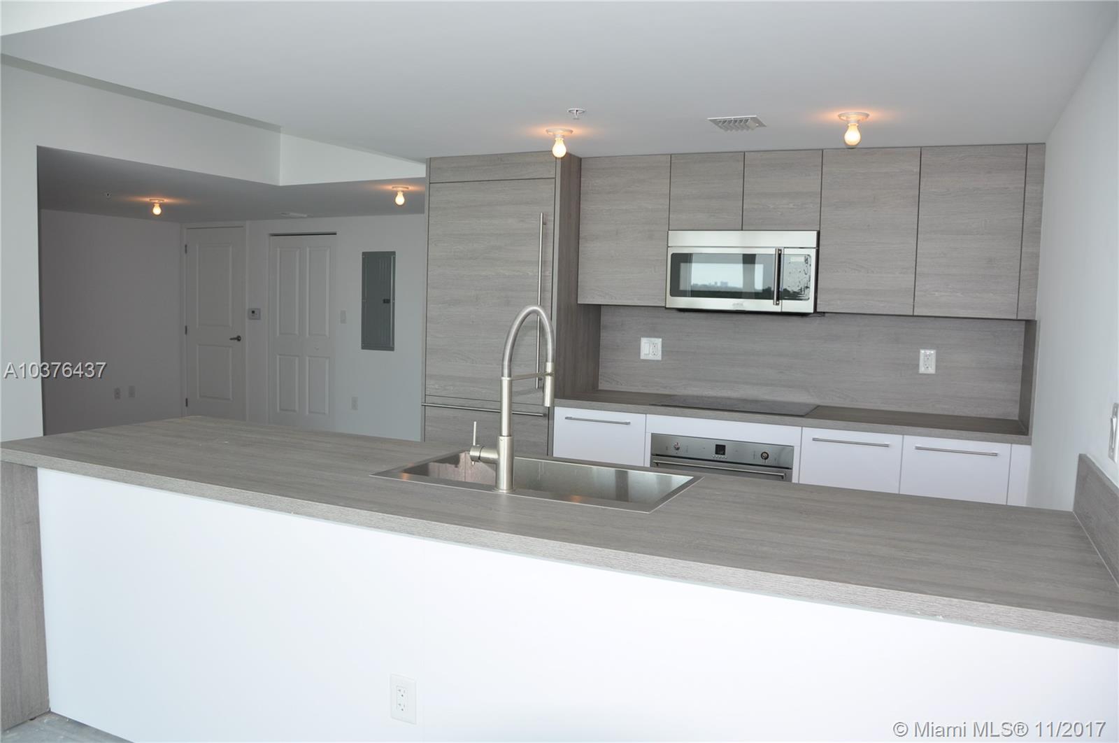 400 SUNNY ISLES DUPLEX - Residential Lease